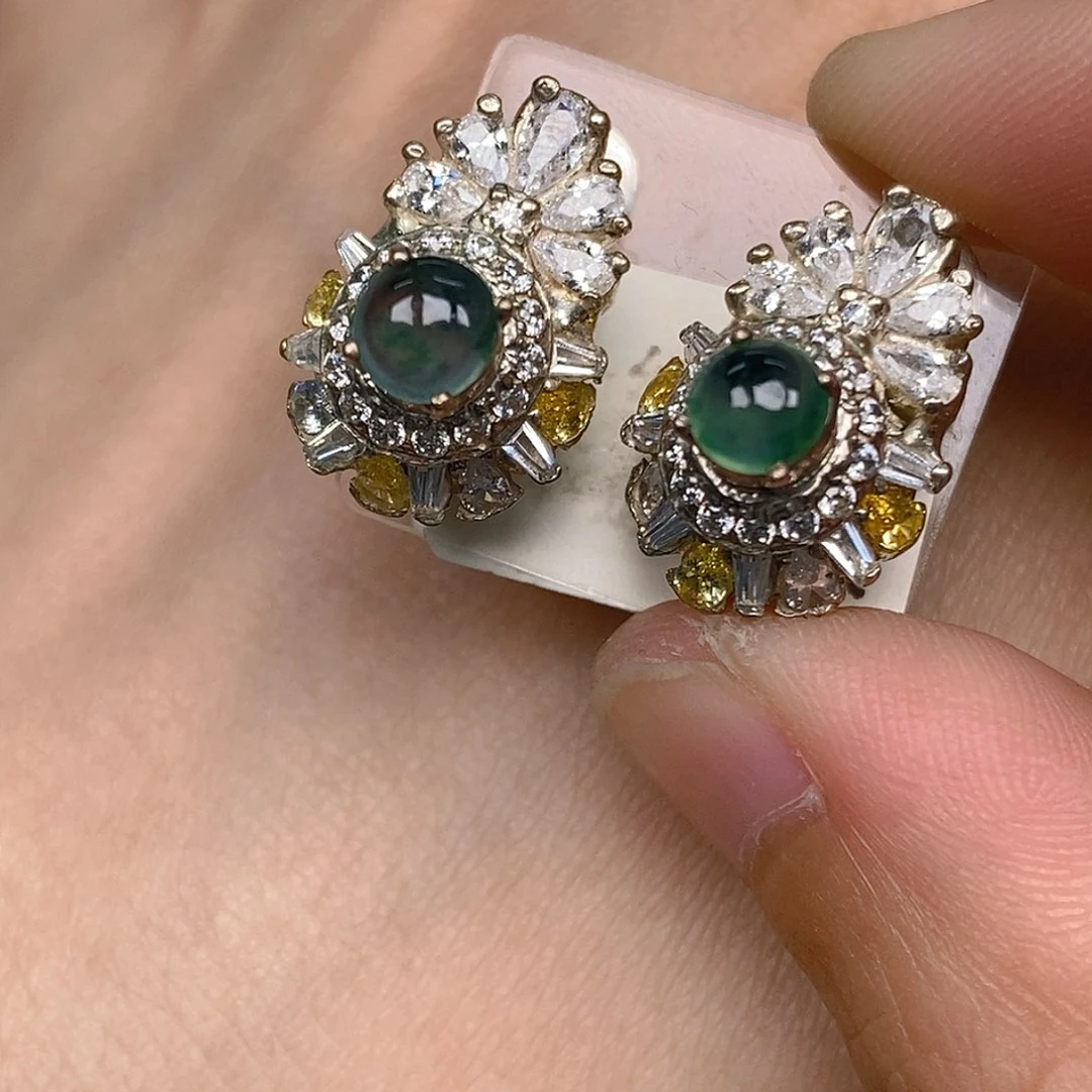 翡翠戒指未镶嵌翡翠