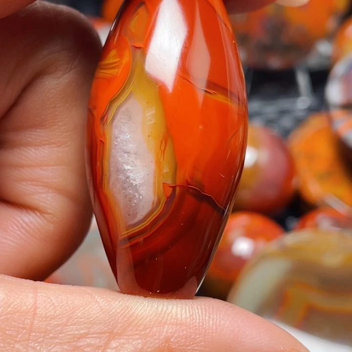 玛瑙/玉髓战国红玛瑙挂件未镶嵌维*