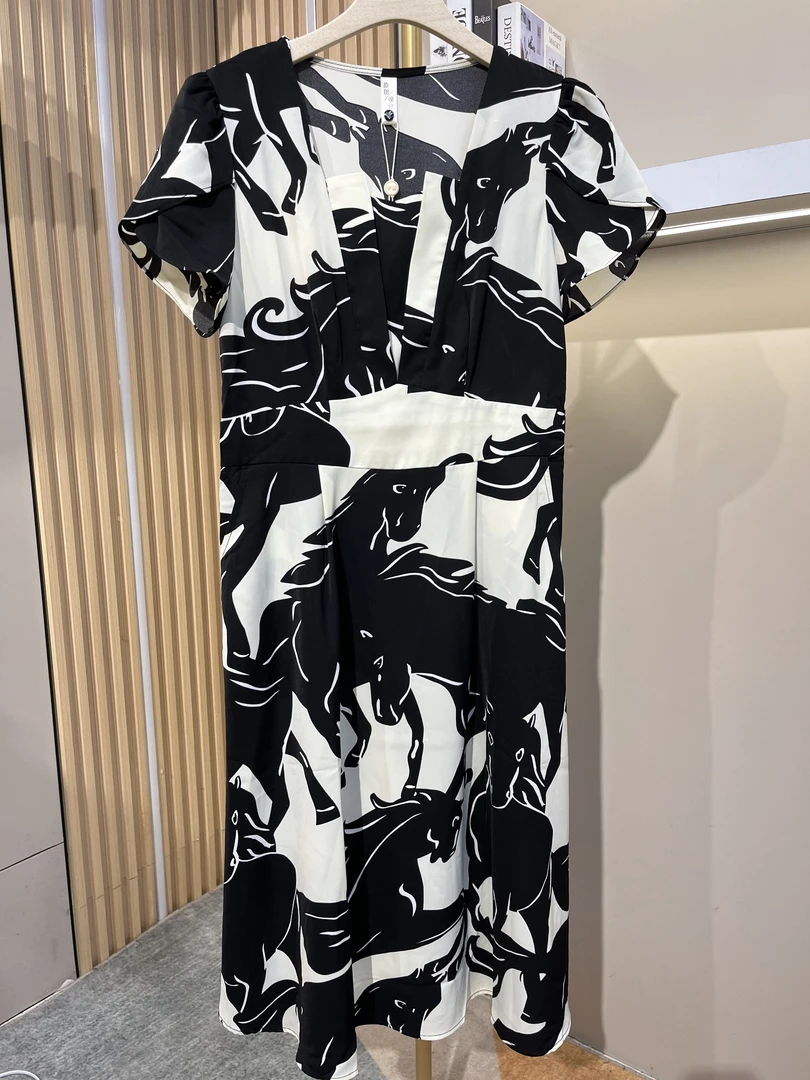 H2828 2025连衣裙女装夏季款潮流设计师复古港风L7