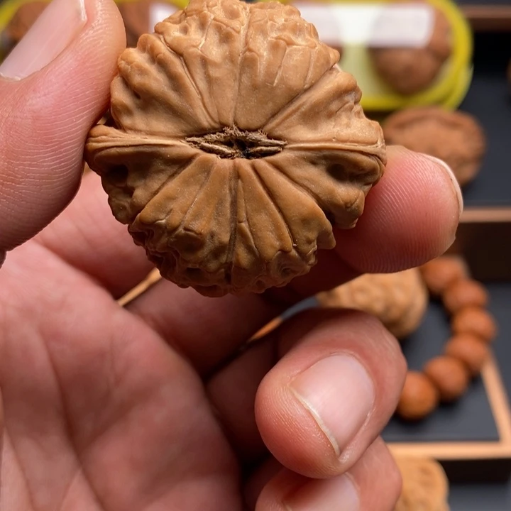 文玩核桃把件?*帅狮子