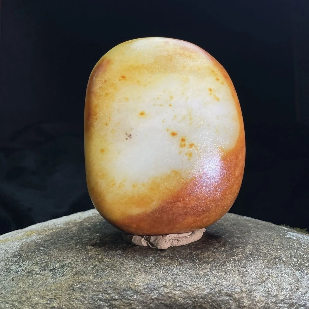 新疆和田籽石红皮原石