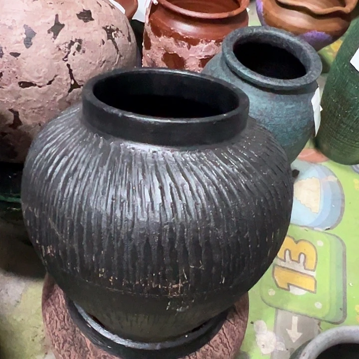 黑色坛子高20口11默认打孔