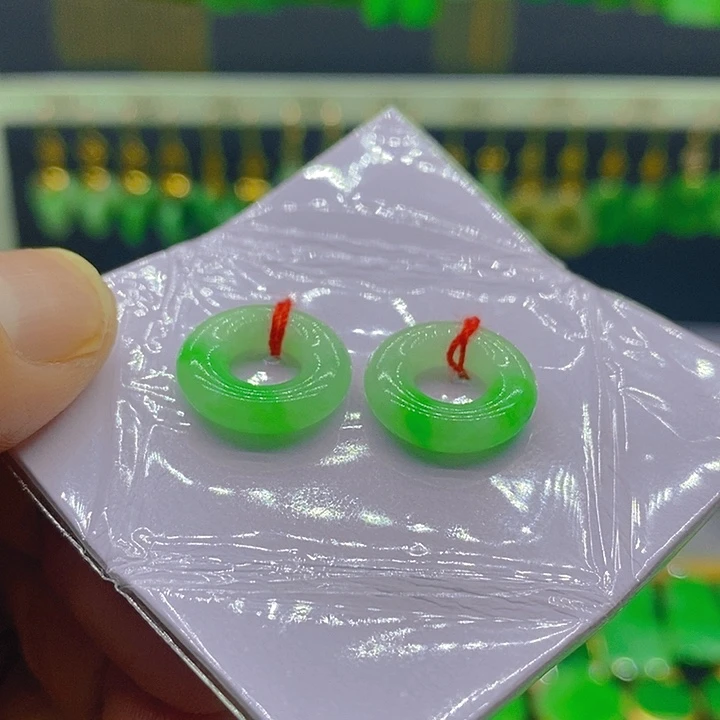 翡翠未镶嵌耳饰耳坠