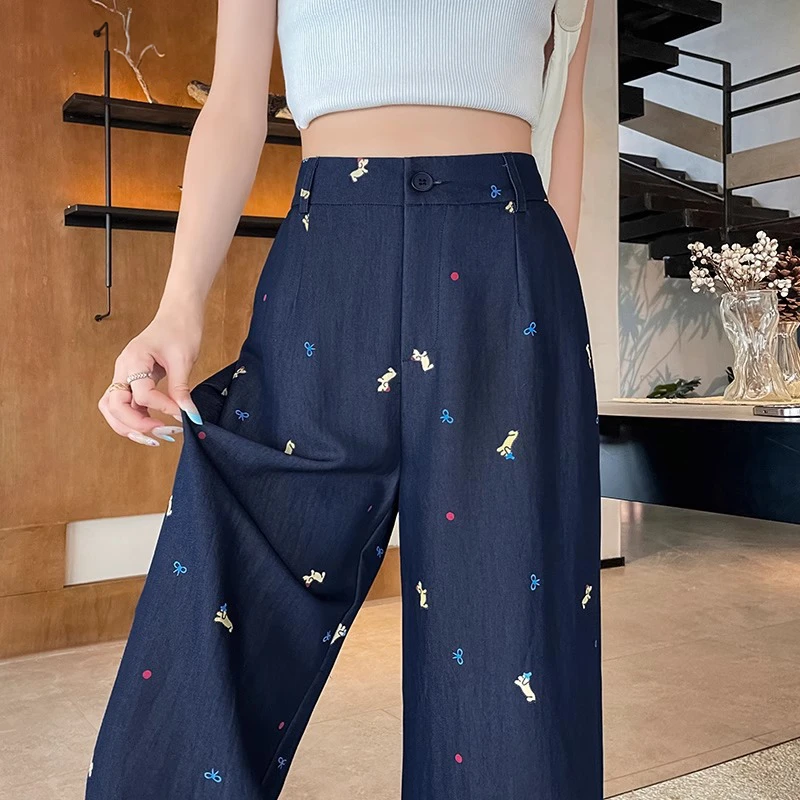 设计感冰丝直筒裤女夏季新款卡通刺绣垂感透气窄版显瘦阔腿休闲裤