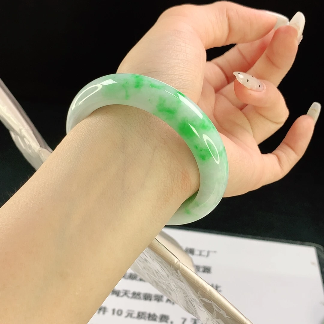 未镶嵌手镯翡翠694