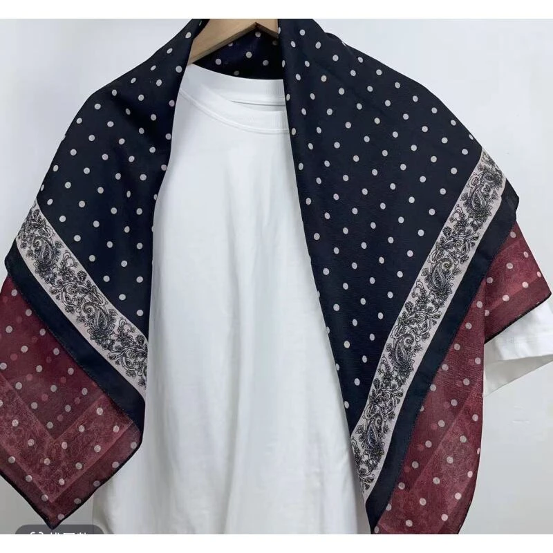 C044【黑红波点】90*90左右丝巾