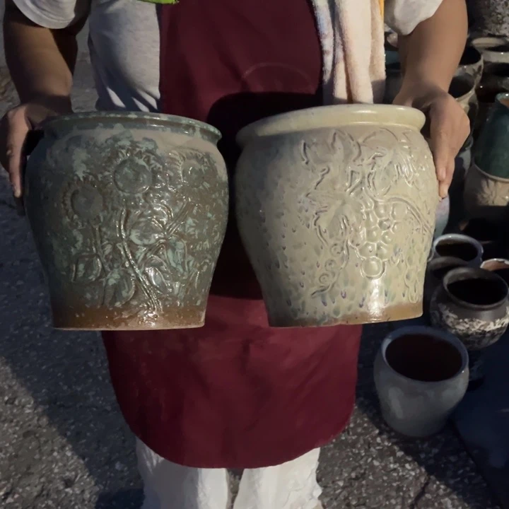 紫砂花盆口19高20瑕疵瑕疵