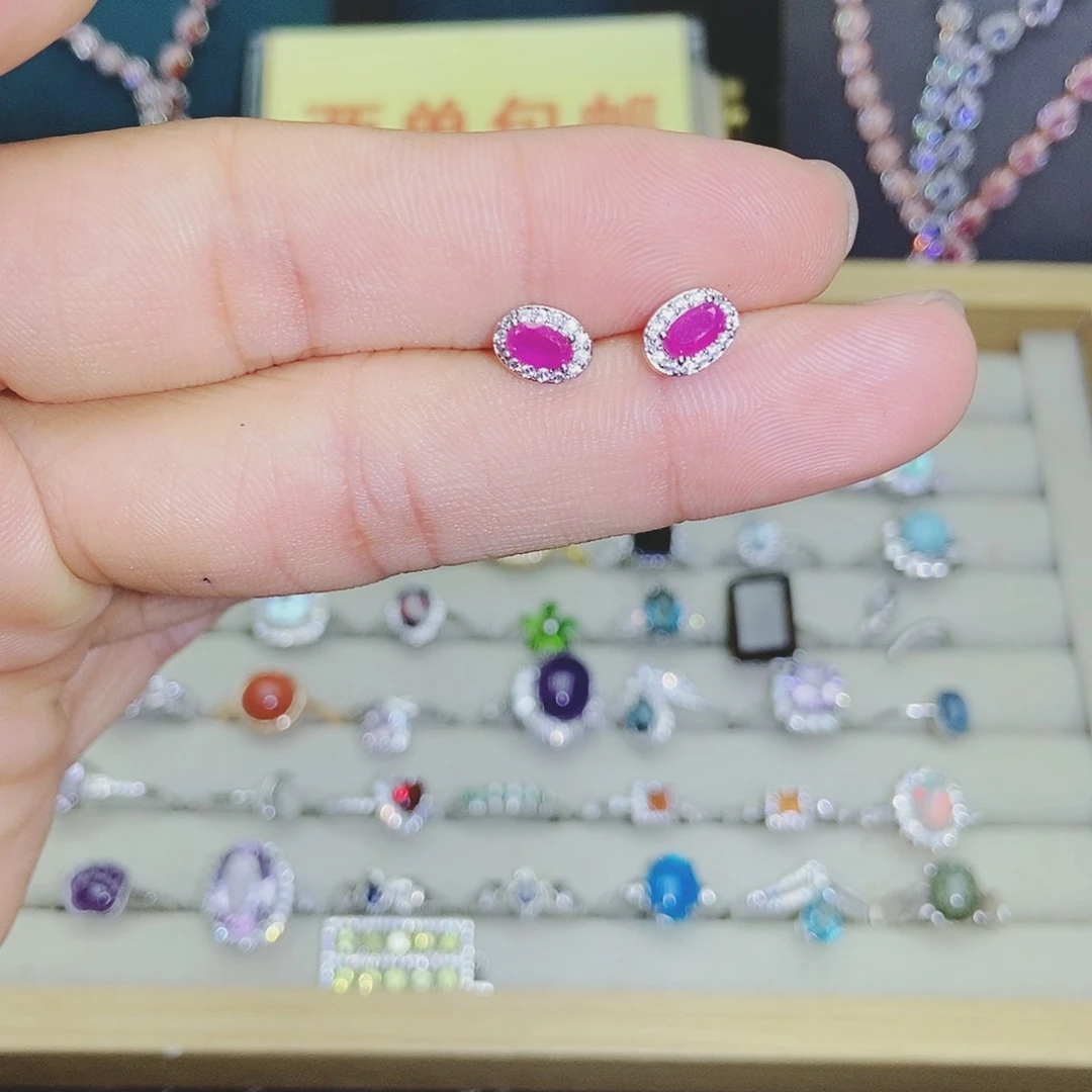 【闪购商品】耳饰未镶嵌红宝石