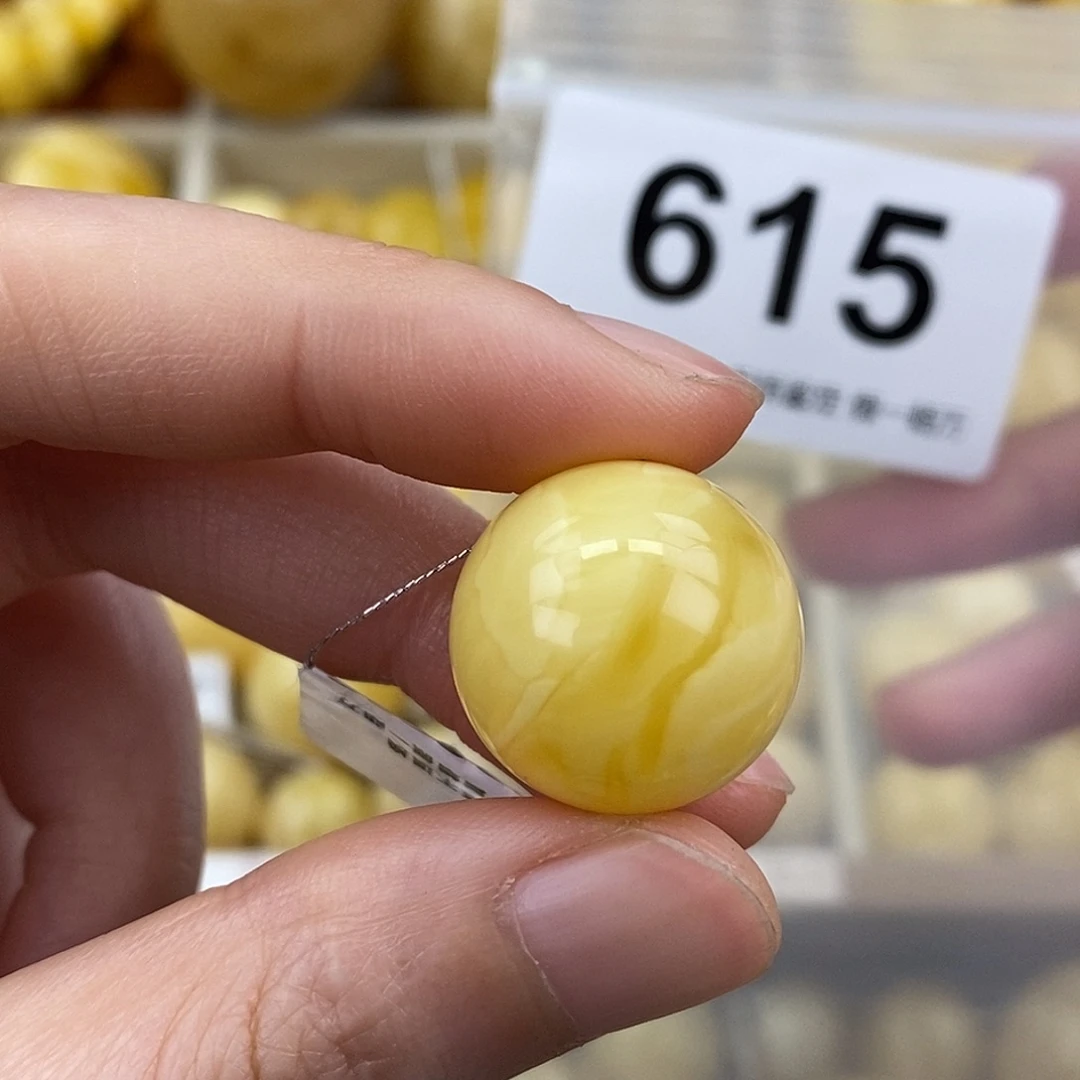 蜜蜡未镶嵌珠宝奇石18.8