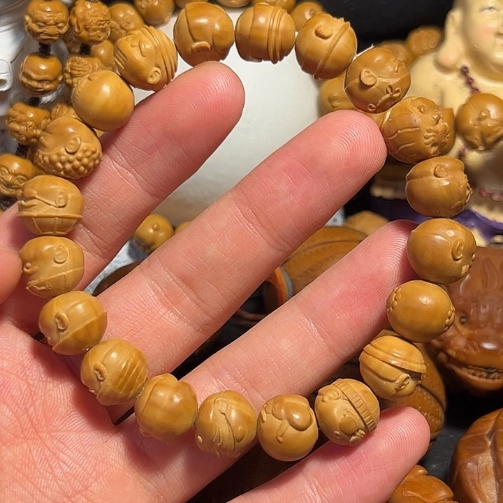 手串/手链橄榄核猴头蜡笔小新