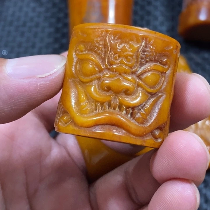 滴血莲花菩提吊坠