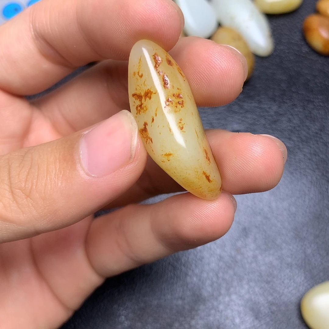 未镶嵌和田玉挂件