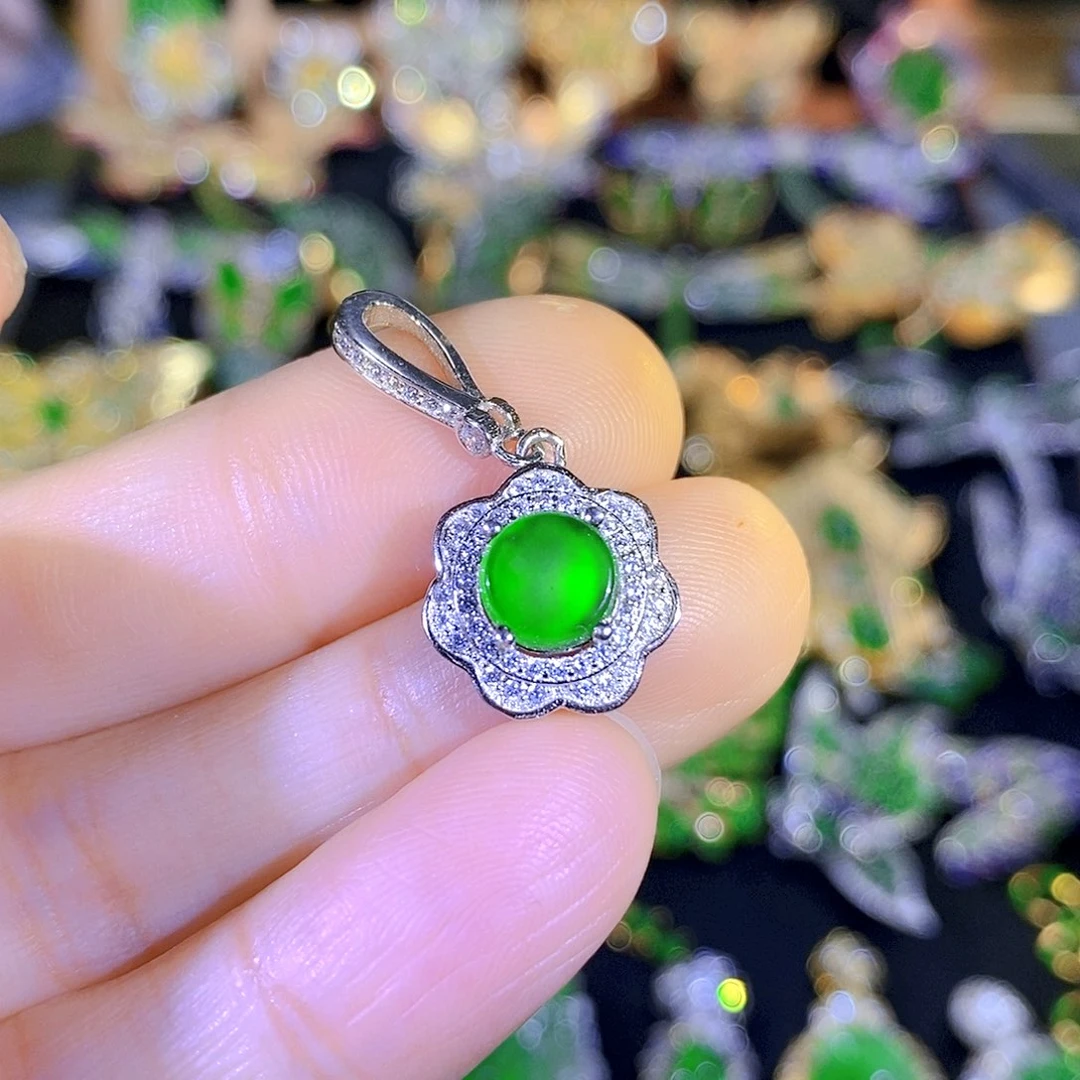 颈饰银S925镶嵌翡翠