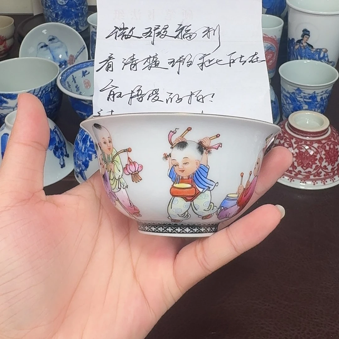 现代景德镇陶瓷杯