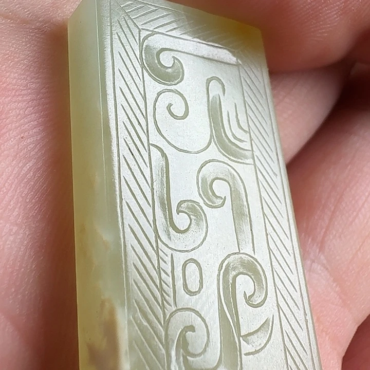 玛瑙/玉髓颈饰合金