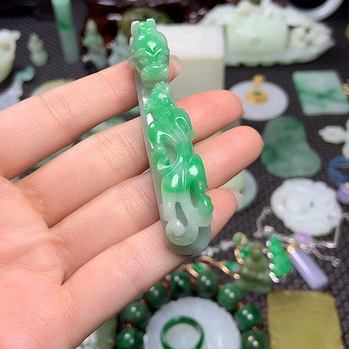 欧***新翡翠未镶嵌挂件清