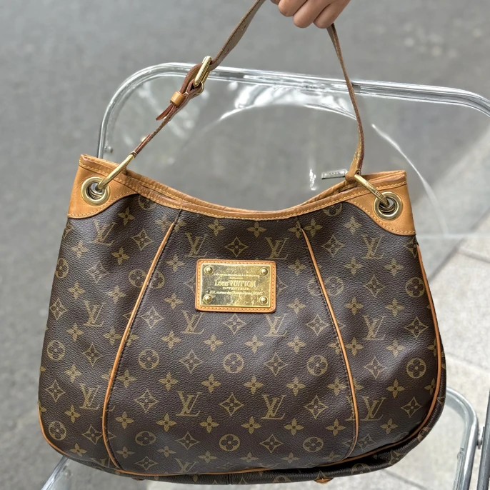 95新 LouisVuitton/路易威登 95新老花金牌南瓜包