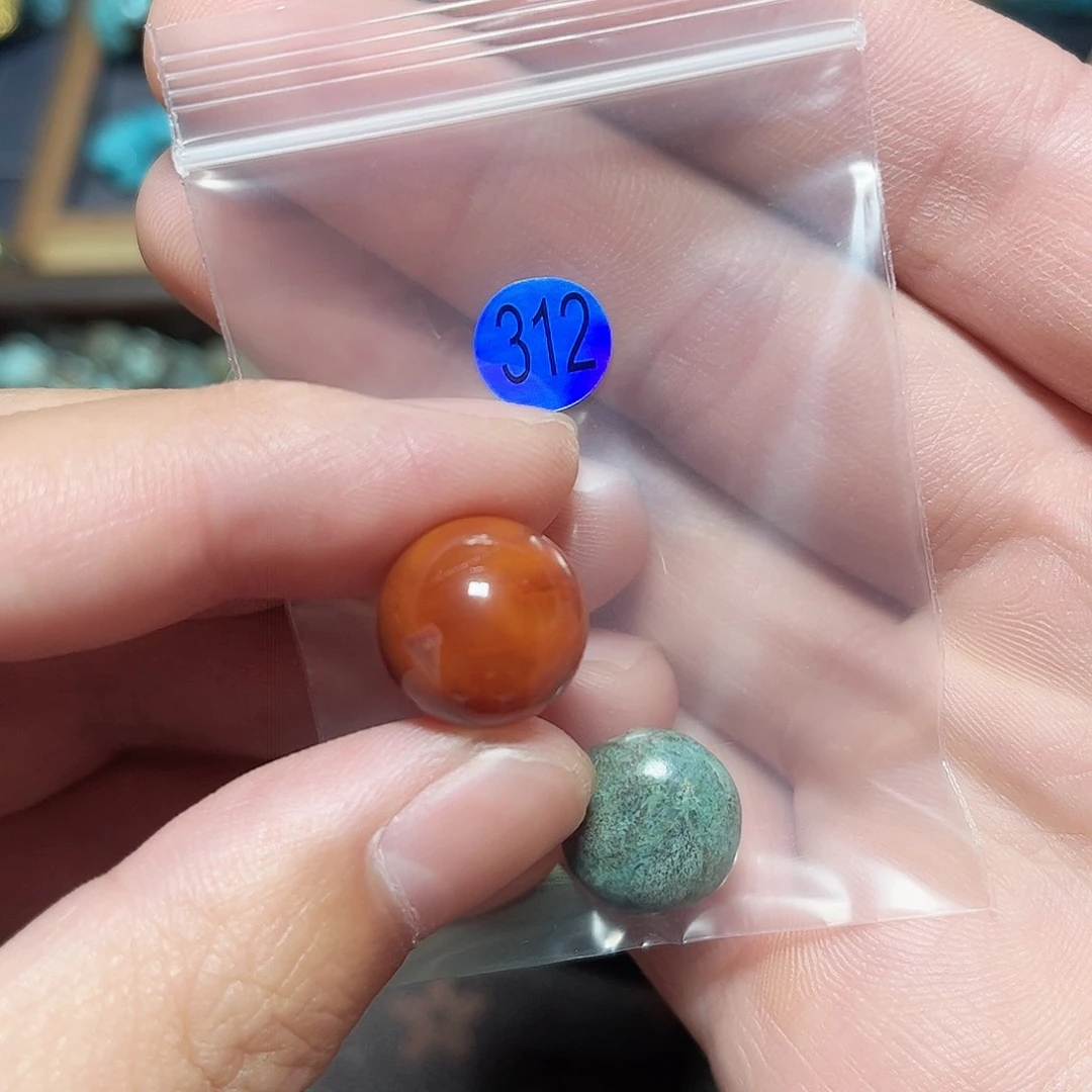 D***o未镶嵌圆珠桶珠老型手串！！玛瑙/玉髓