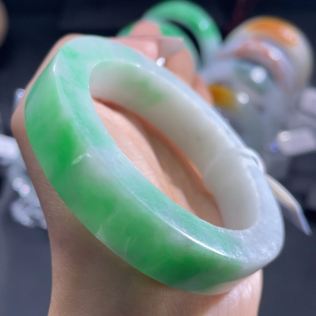 定制翡翠未镶嵌正圈