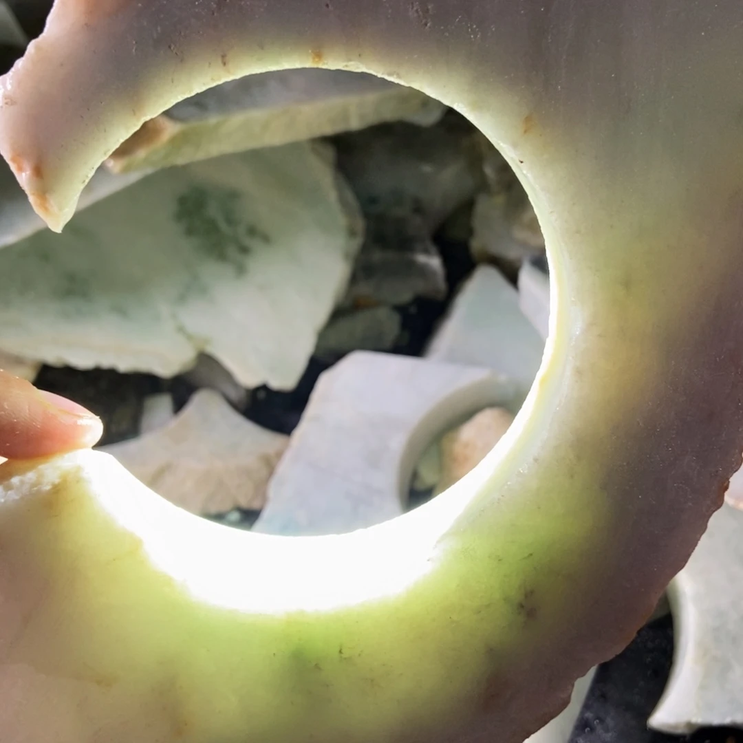 未镶嵌挂件翡翠天然翡翠