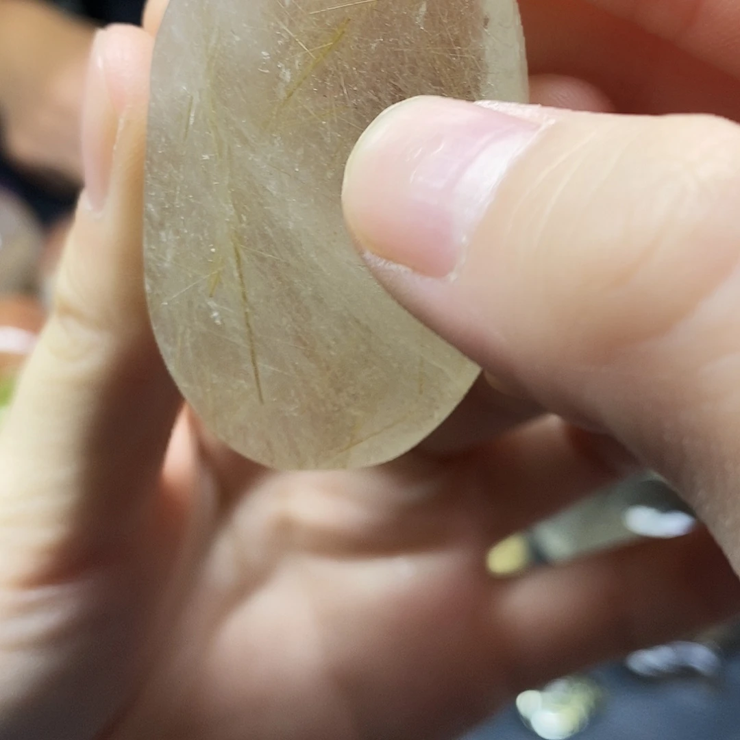 珠宝半成品绿水晶未镶嵌147水晶石