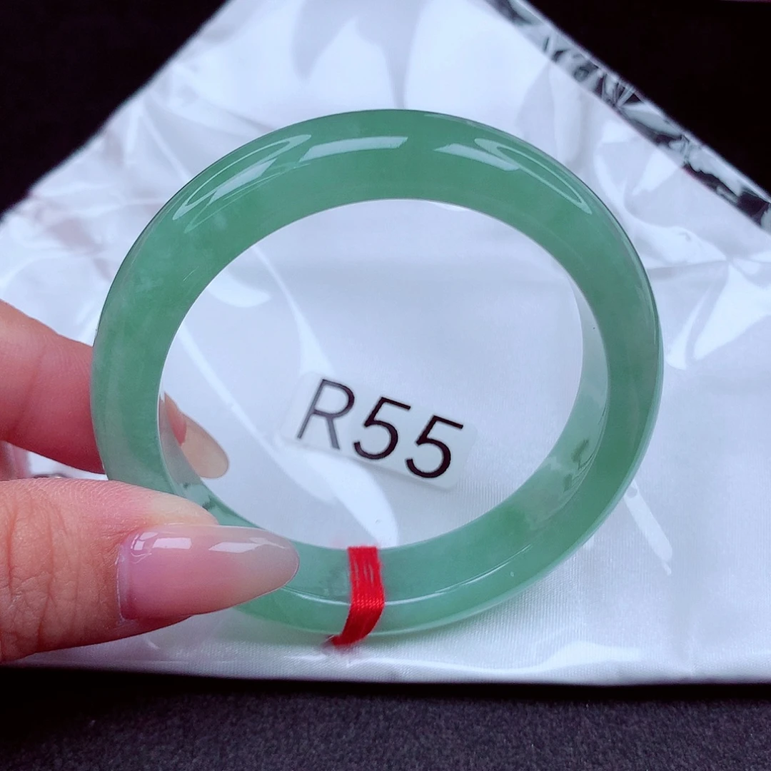 翡翠未镶嵌手镯天然缅甸翡翠A货玉手镯