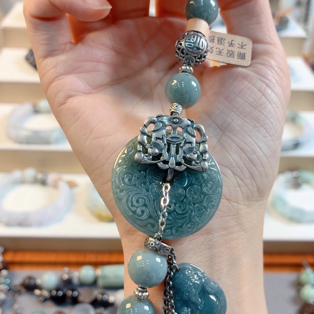 杨***茶翡翠未镶嵌手链手串