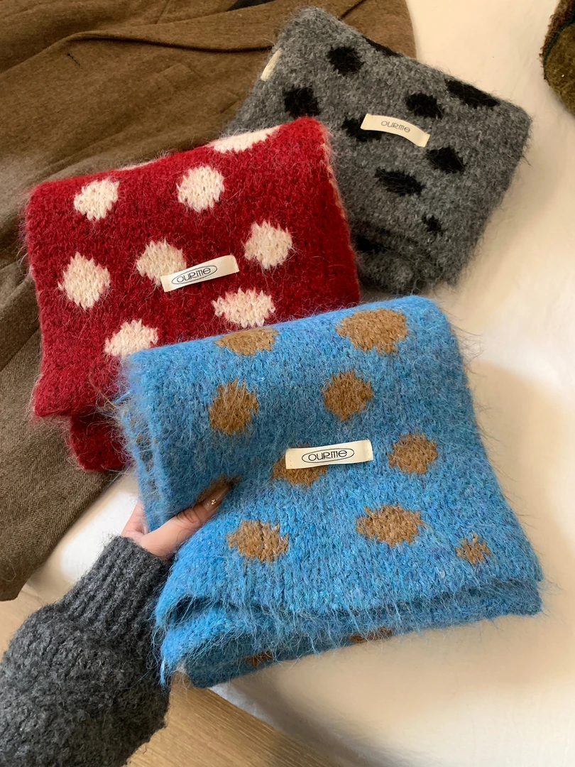 韩系红色波点撞色羊毛针织围巾女秋冬季新款学生保暖百搭护颈围脖