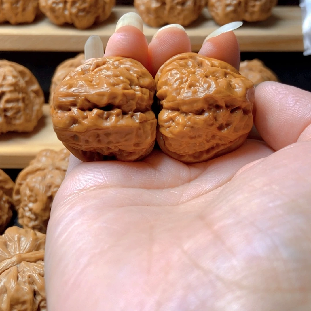 少***年文玩核桃吊坠蛤蟆头