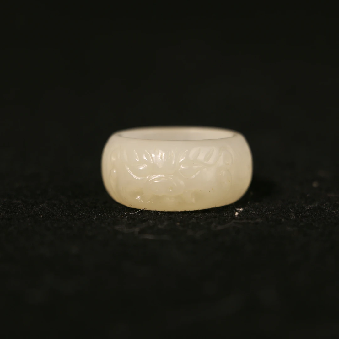 19C8  清代  和田玉戒指