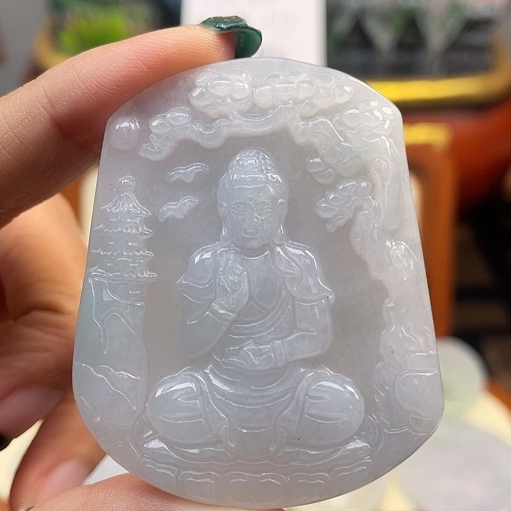 翡翠未镶嵌颈饰牌子