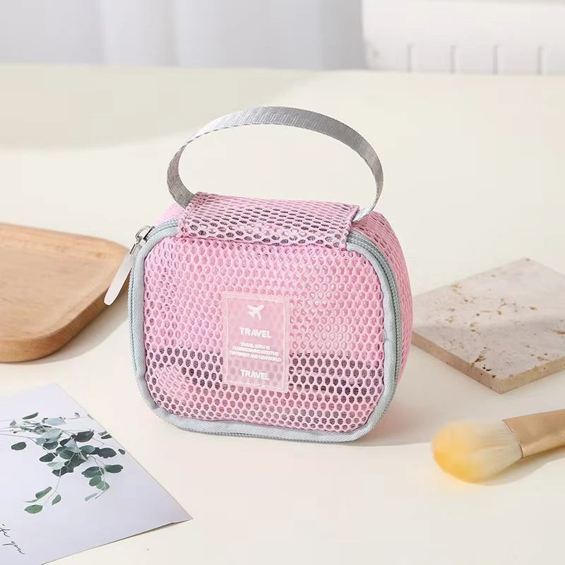 荞芬轻便镂空网纱化妆包时尚大容量高级感便携多功能收纳包旅行