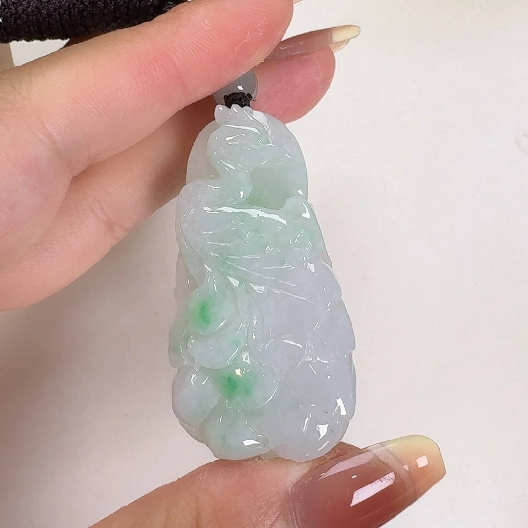 翡翠未镶嵌颈饰凤牌