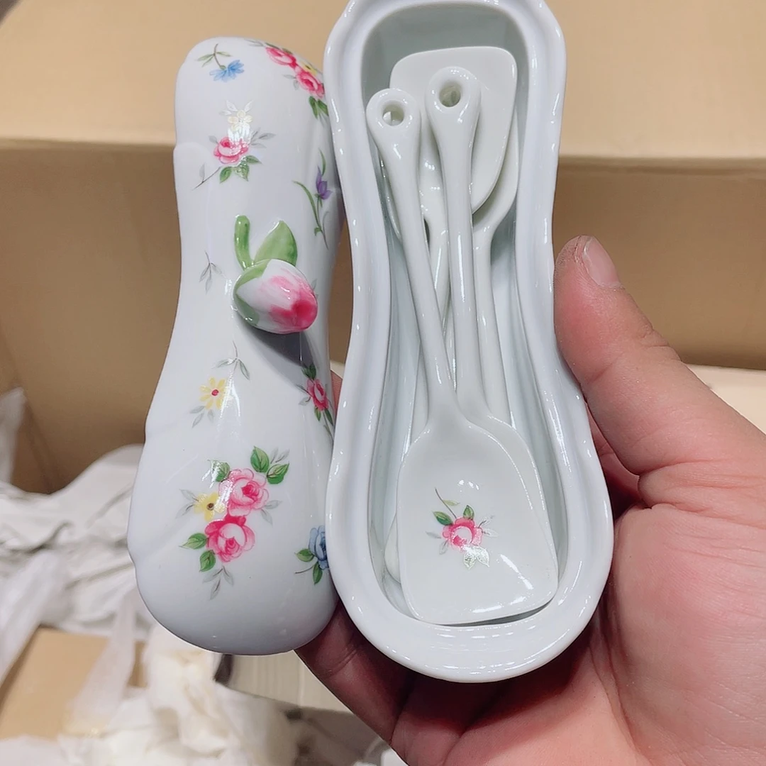 幸***草中古物品，谨慎参拍