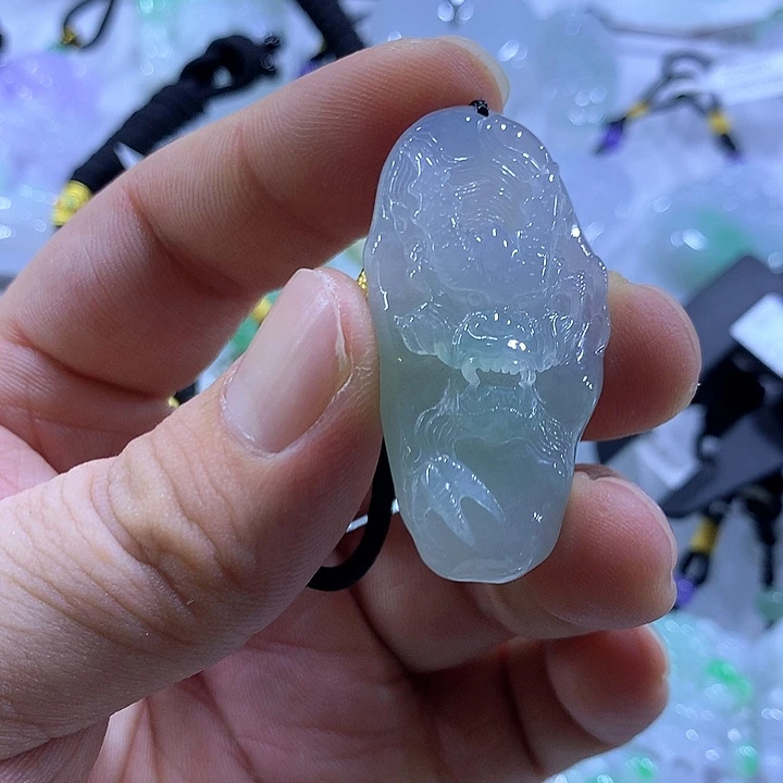 翡翠未镶嵌颈饰天然翡翠A货吊坠