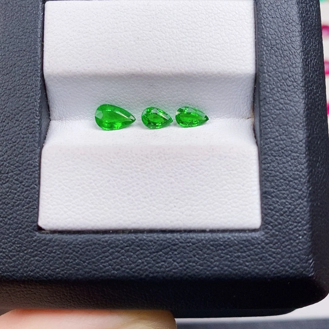 石榴石（沙弗莱）裸石未镶嵌