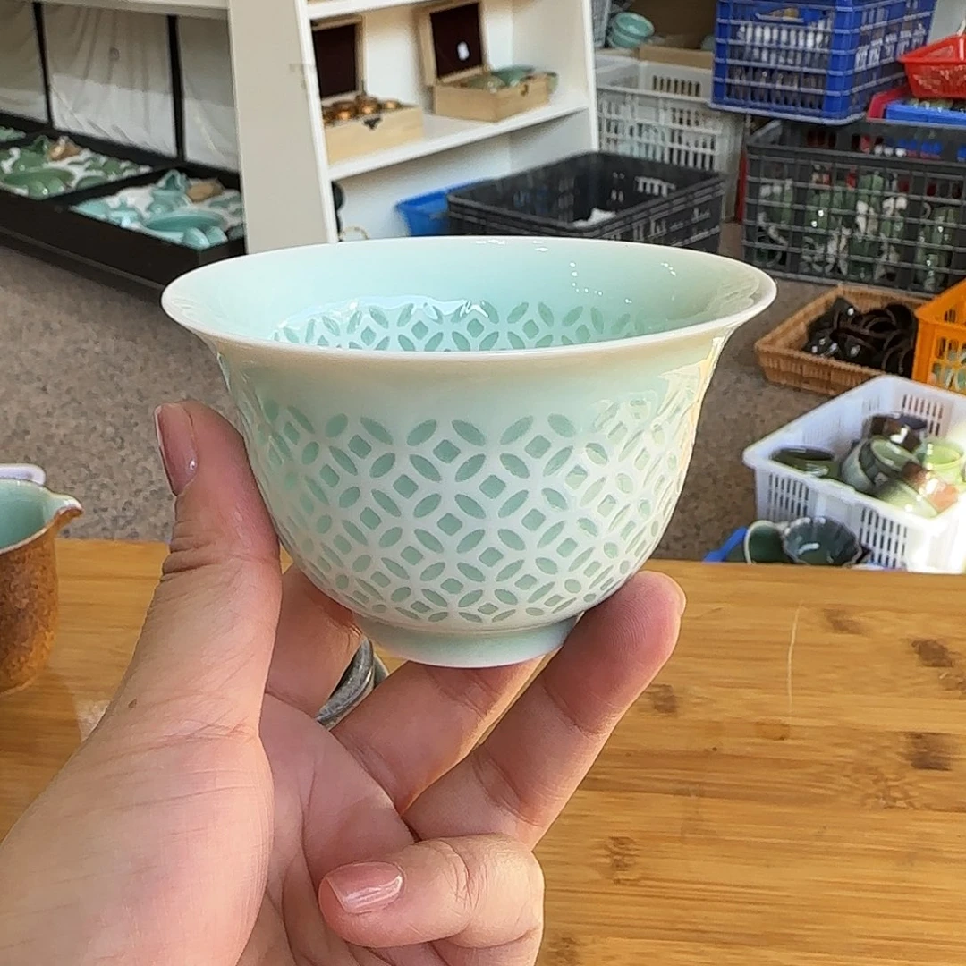 龙泉敬悦青瓷品茗杯 微瑕