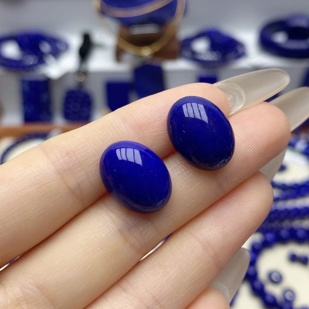 青金石未镶嵌耳饰