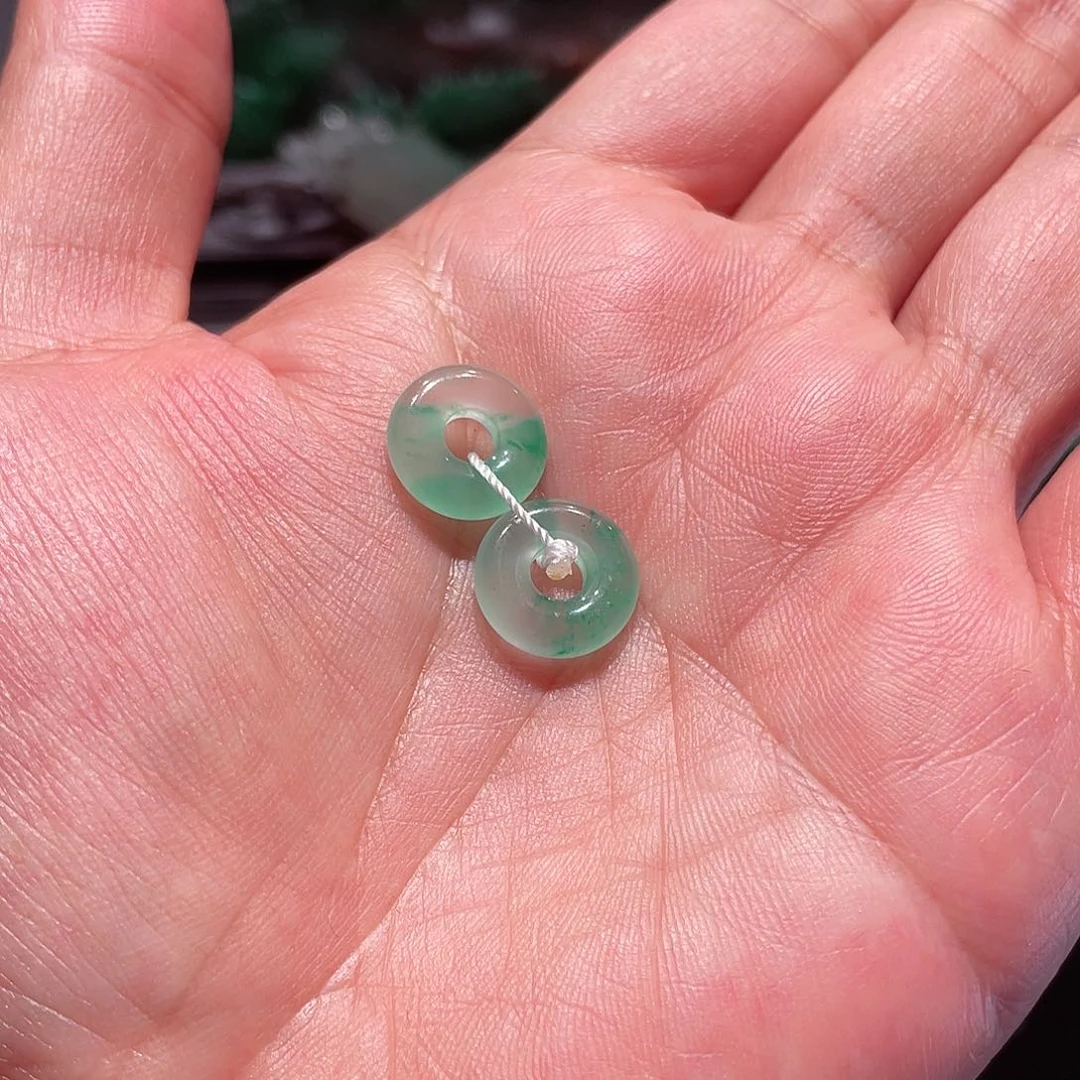 石英质玉颈饰未镶嵌洛**y