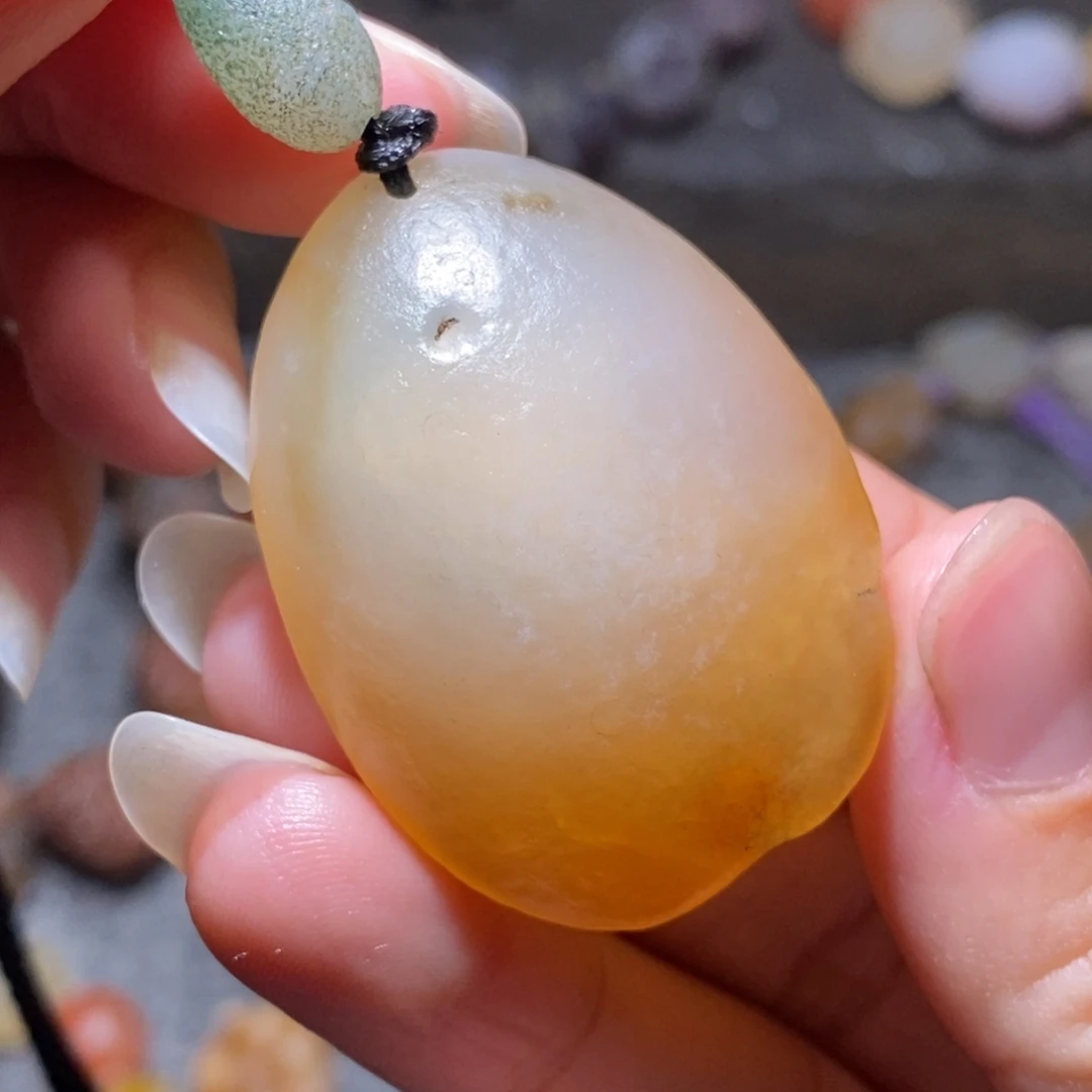 玛瑙/玉髓未镶嵌珠宝半成品