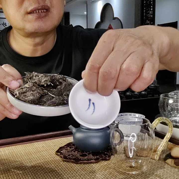 茶杯紫砂白色的那个杯