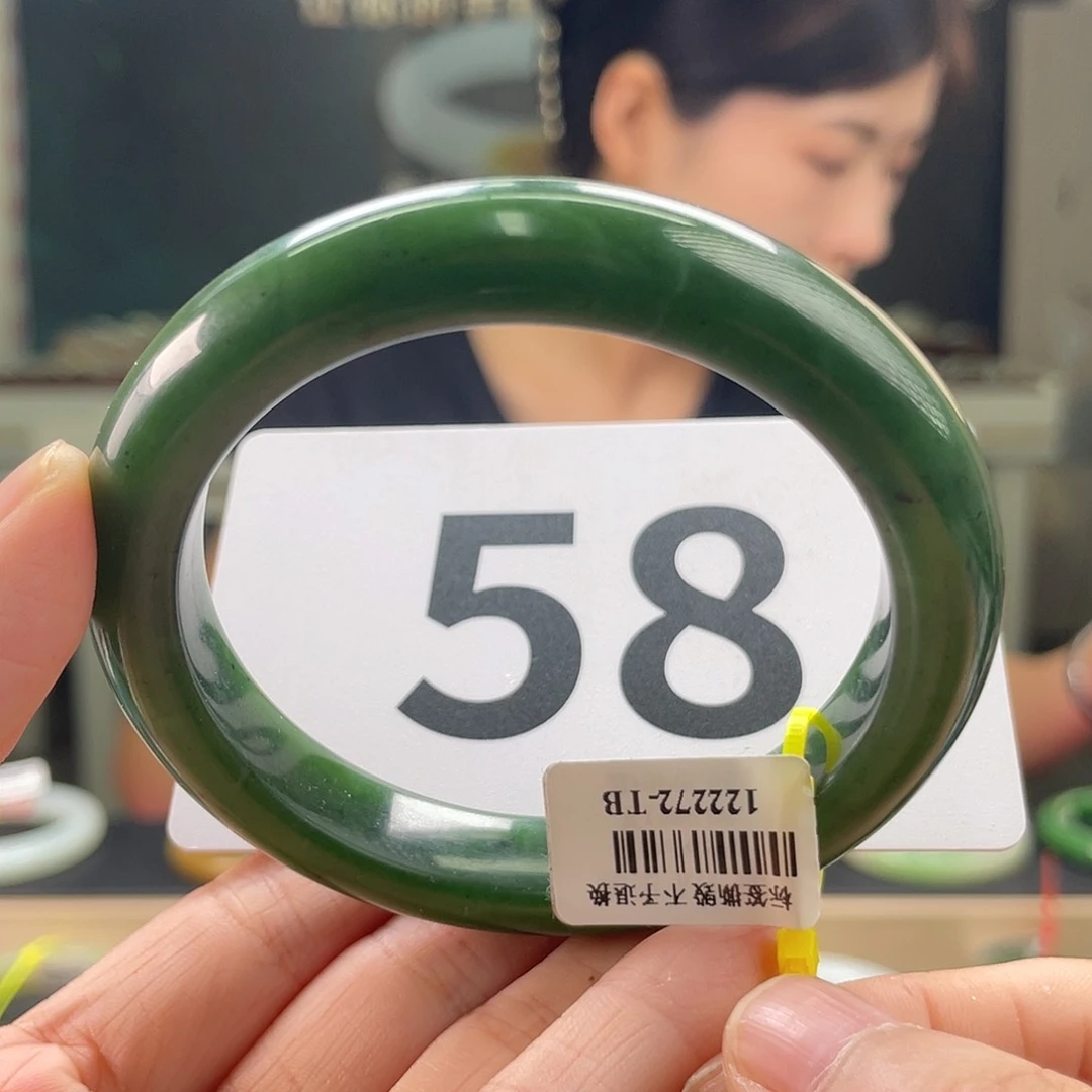和田玉手镯未镶嵌56