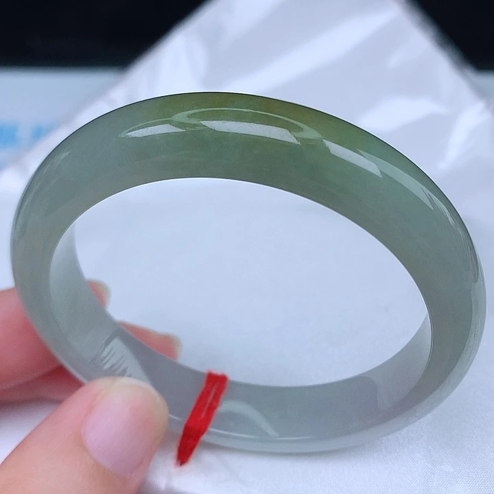 未镶嵌手镯翡翠天然
