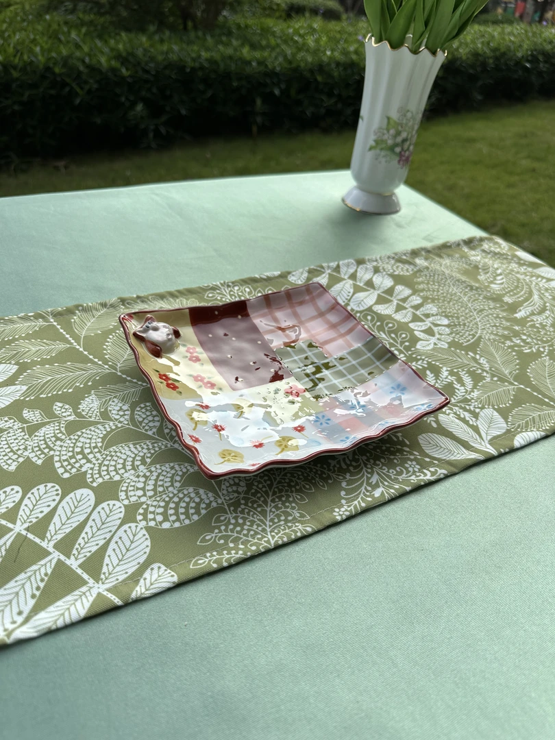 【一起淘儿】B88# POP兔花园 7寸方盘 盘子 陶瓷盘子 精瓷