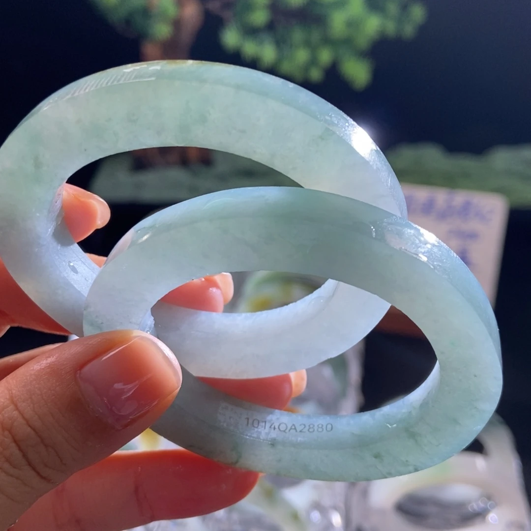 定制翡翠未镶嵌翡翠手镯多样性发一件
