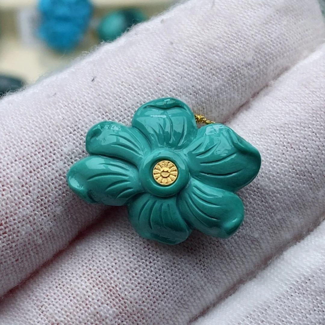 未镶嵌绿松石珠宝奇石