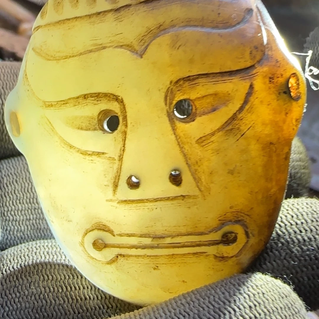 和田玉（糖玉）未镶嵌挂件