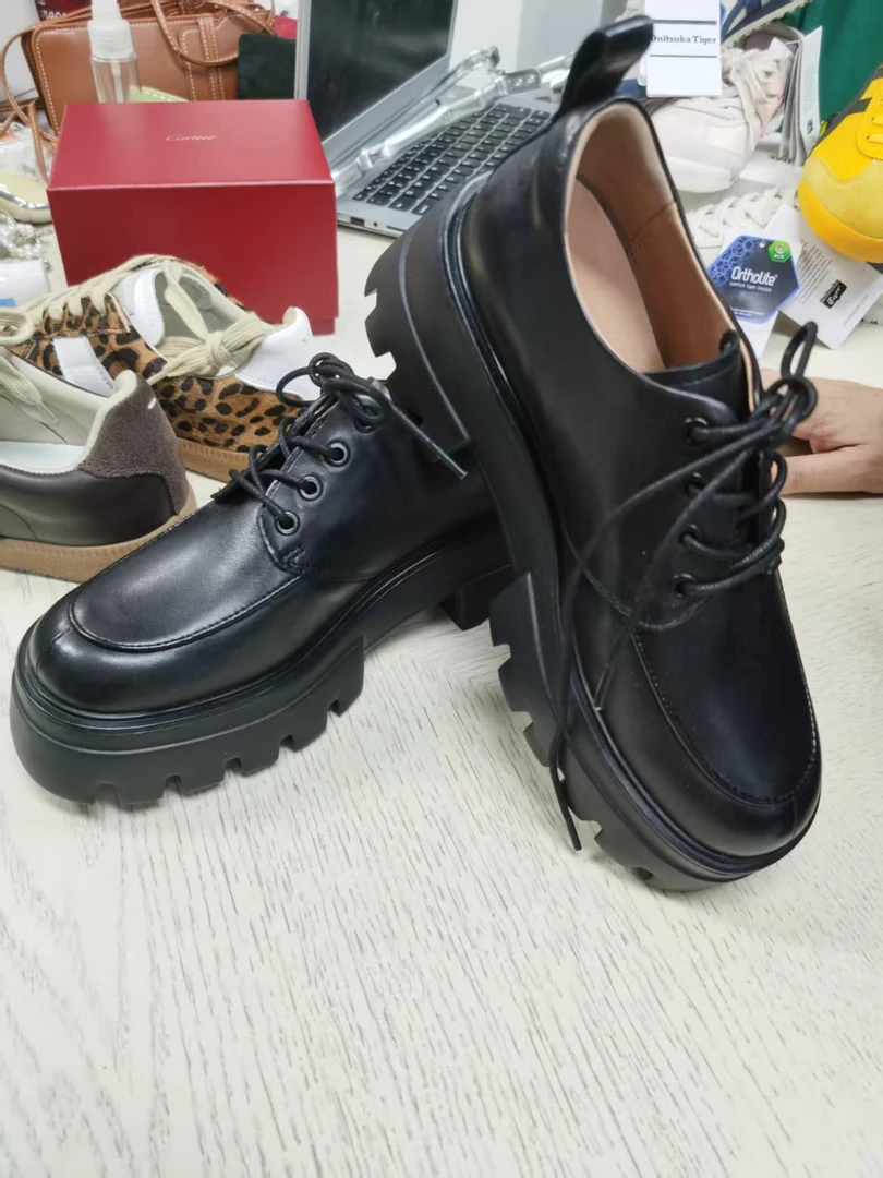 EC豆豆鞋女厚底全皮