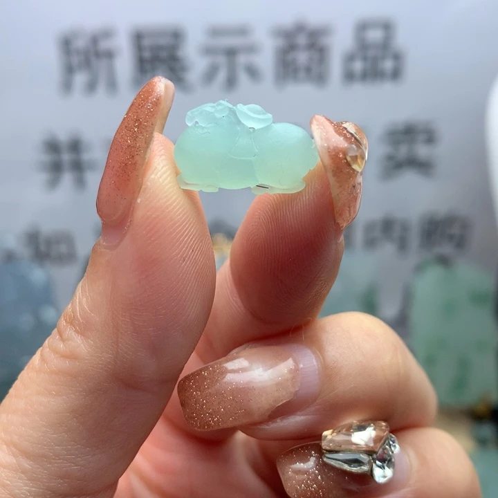 定制翡翠未镶嵌天然翡翠