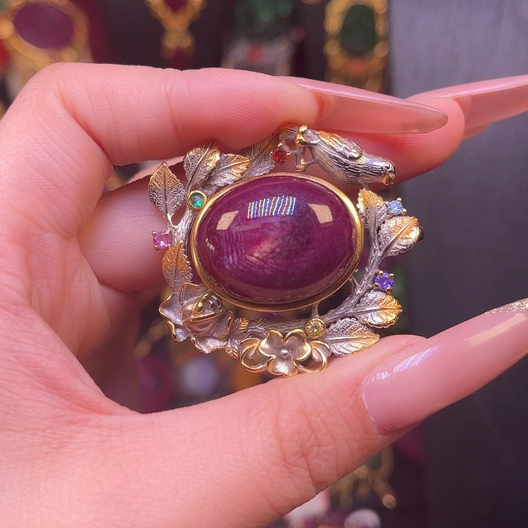 未镶嵌红宝石颈饰